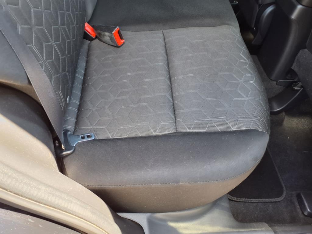 Vehicle image 12 of 29