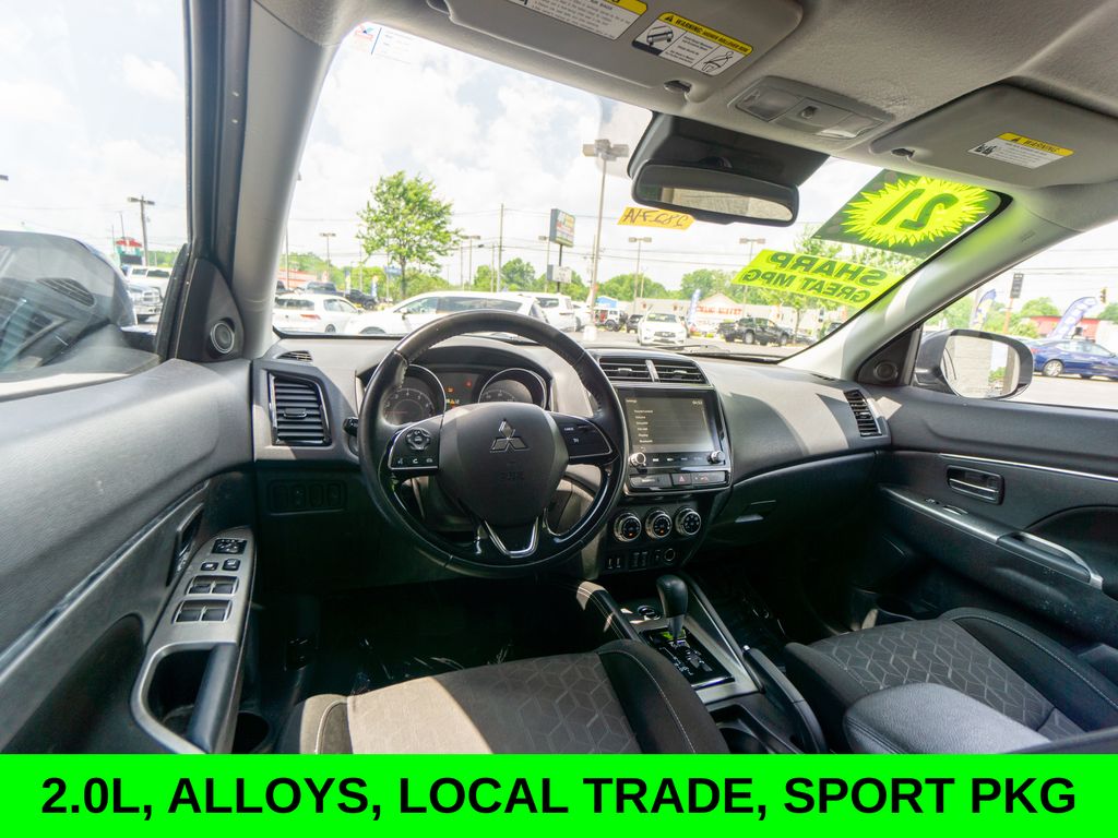 Vehicle image 15 of 30