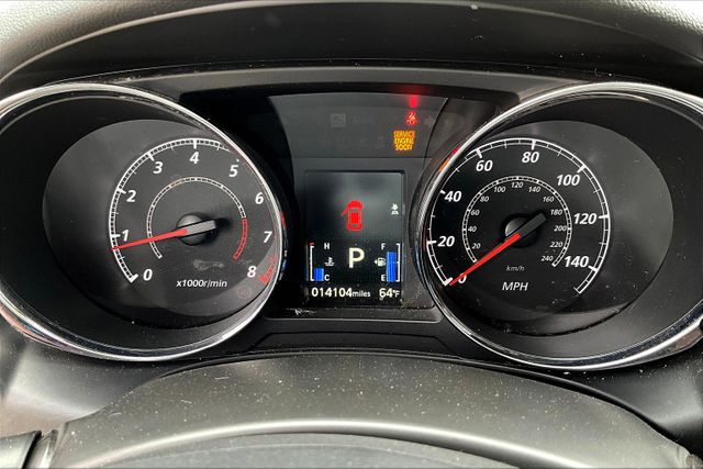Vehicle image 17 of 31