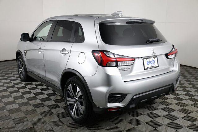 2021 Mitsubishi Outlander Sport ES Image 4 of 14