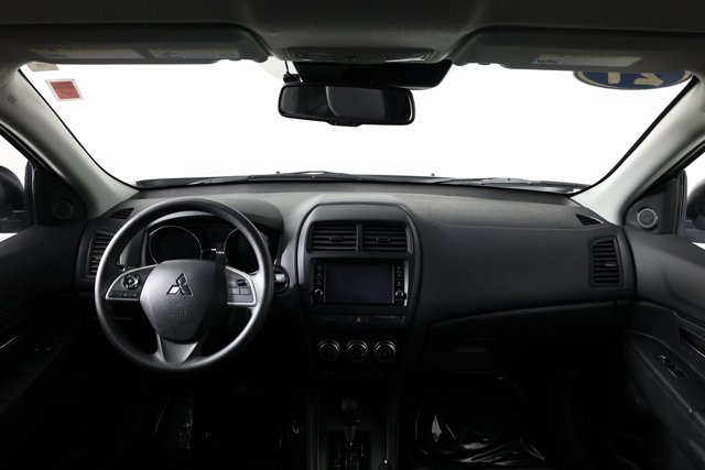 2021 Mitsubishi Outlander Sport ES Image 9 of 14