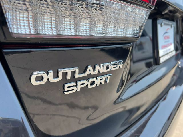 Vehicle image 13 of 36
