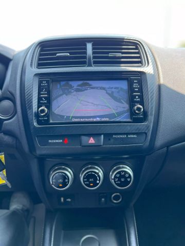 Vehicle image 26 of 36