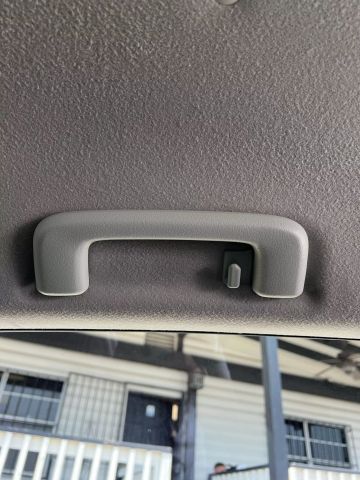 Vehicle image 35 of 36