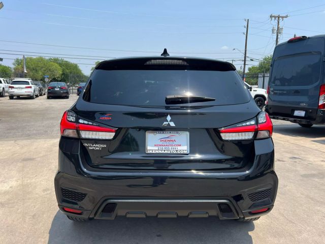 Vehicle image 6 of 36