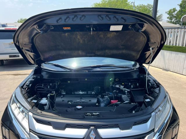 Vehicle image 11 of 36