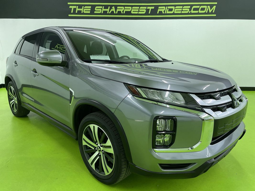 Vehicle image 4 of 27