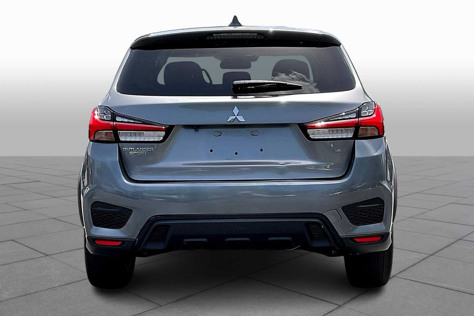 Vehicle image 6 of 29