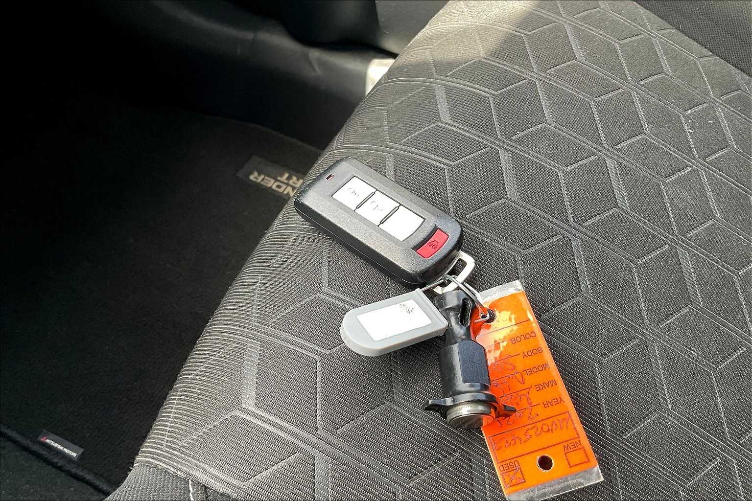 Vehicle image 12 of 29