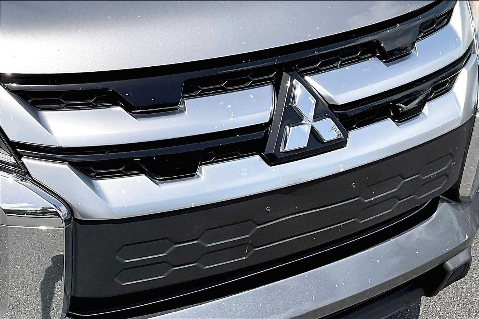 Vehicle image 28 of 29