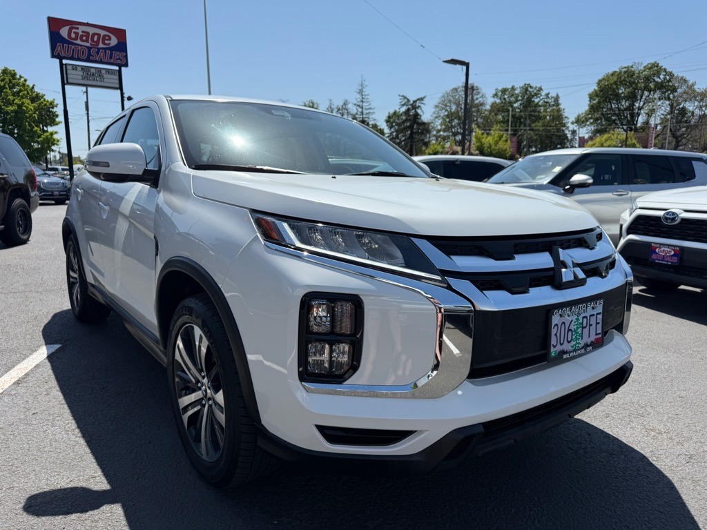 Vehicle image 6 of 32