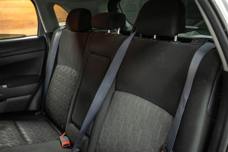 Vehicle image 11 of 29