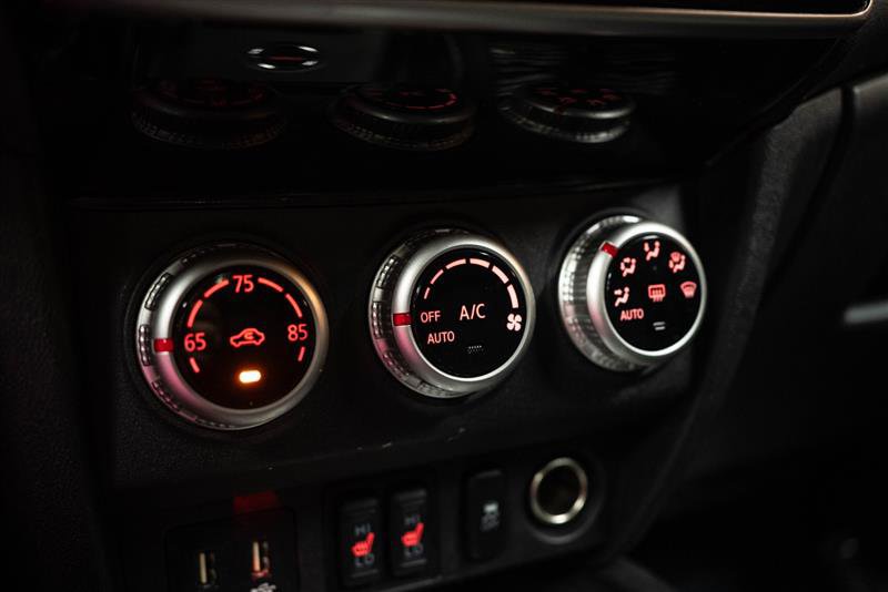 Vehicle image 19 of 29