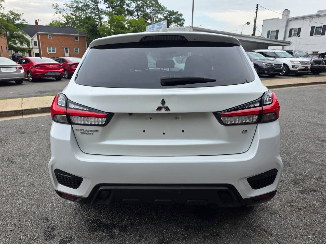 Vehicle image 6 of 27