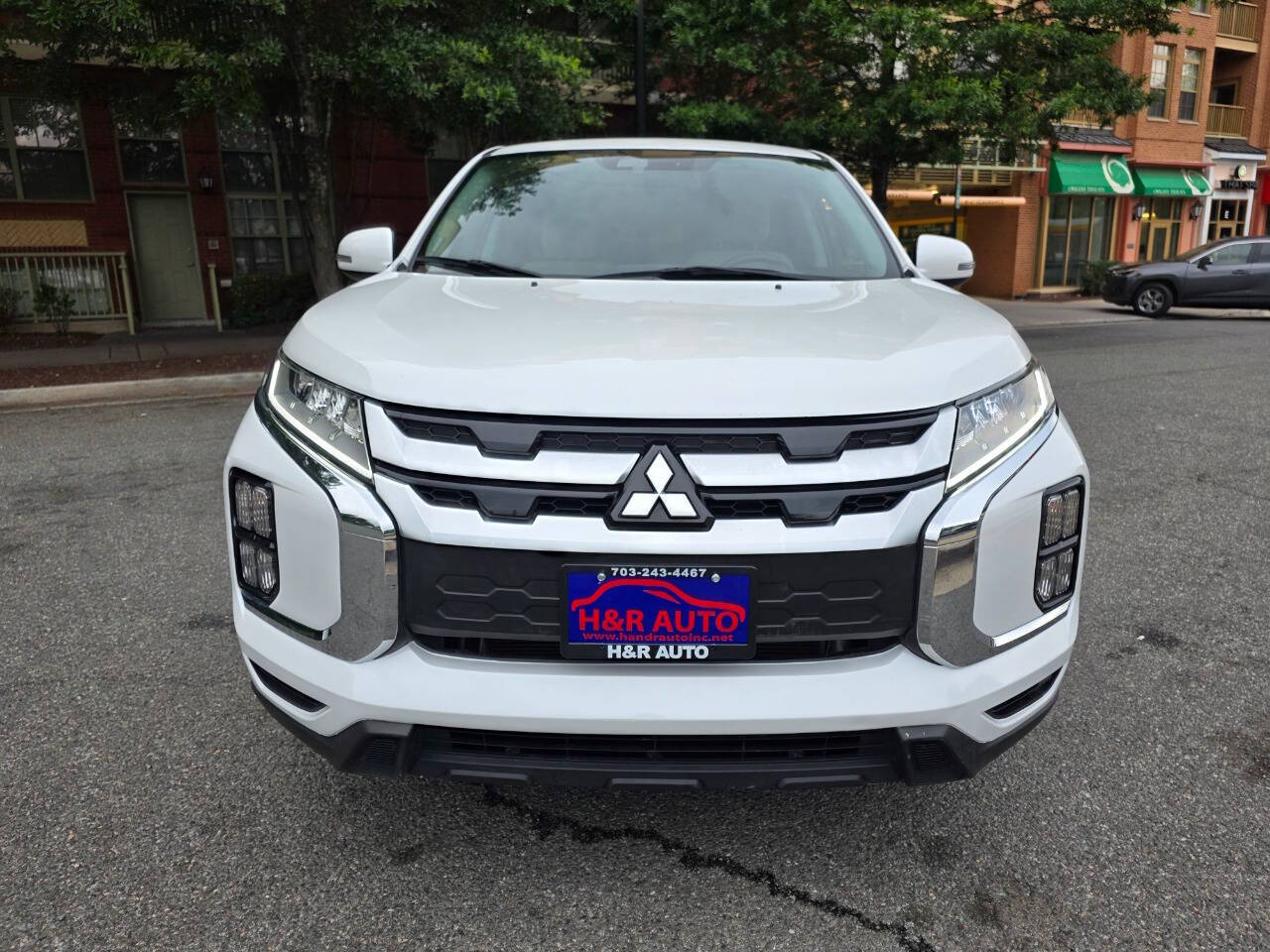 Vehicle image 3 of 27