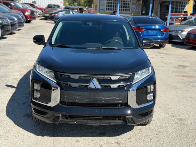 2021 Mitsubishi Outlander Sport SE Image 3 of 23