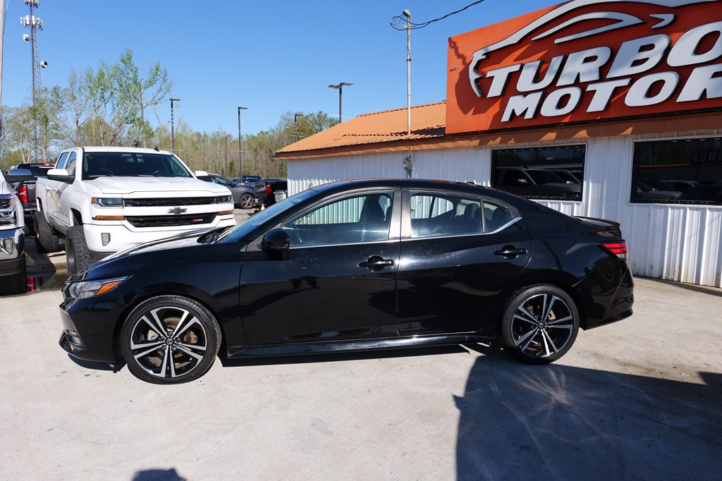 2021 Nissan Sentra SR Image 3 of 44