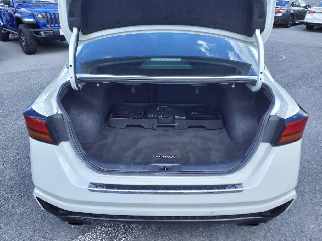 Vehicle image 7 of 20