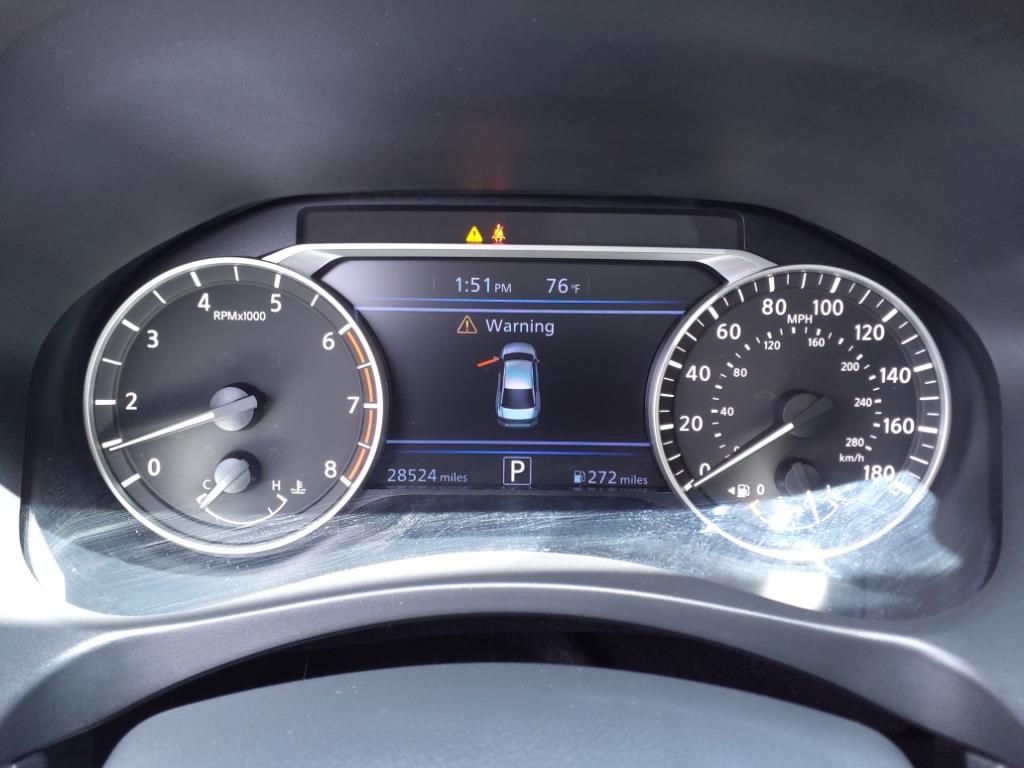 Vehicle image 16 of 20