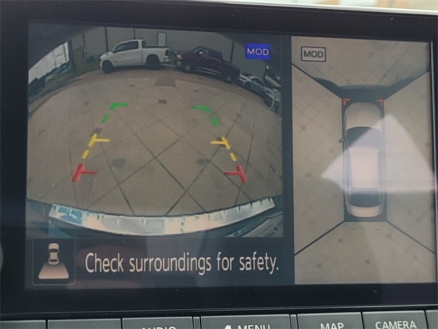 Vehicle image 18 of 48