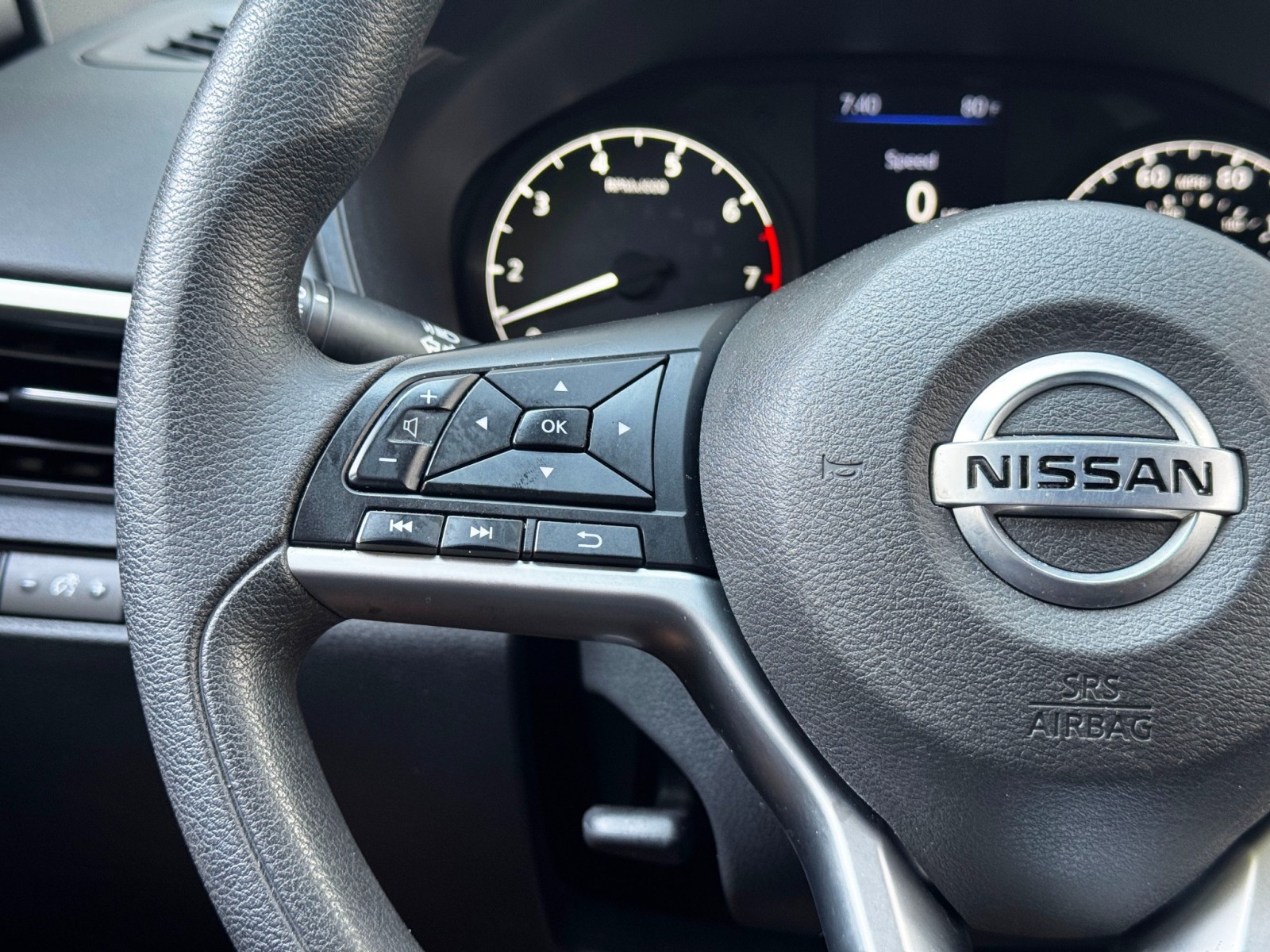 2021 Nissan Altima 2.5 S Image 31 of 47