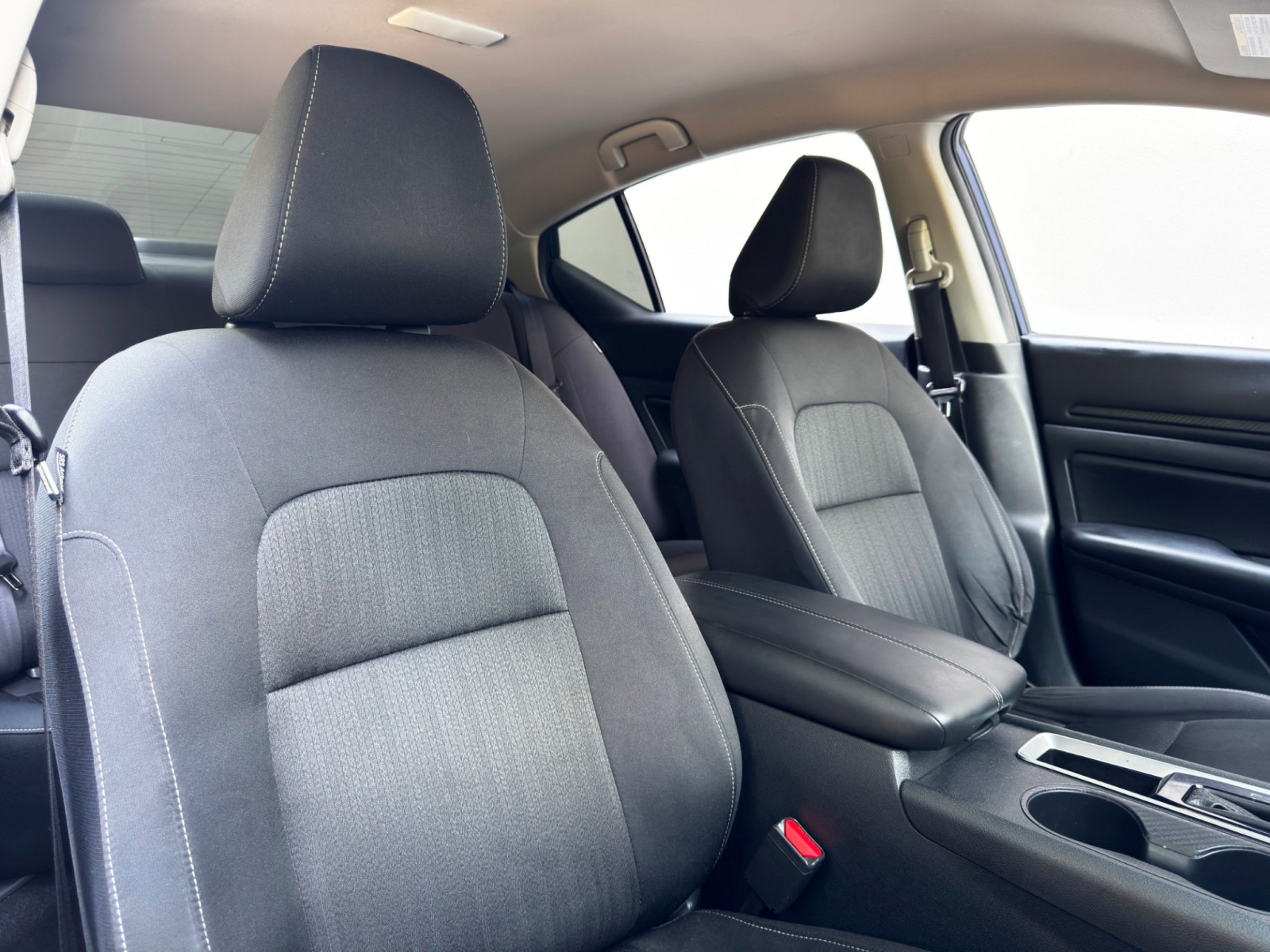 2021 Nissan Altima 2.5 S Image 21 of 47