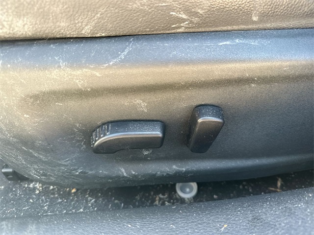 Vehicle image 28 of 28