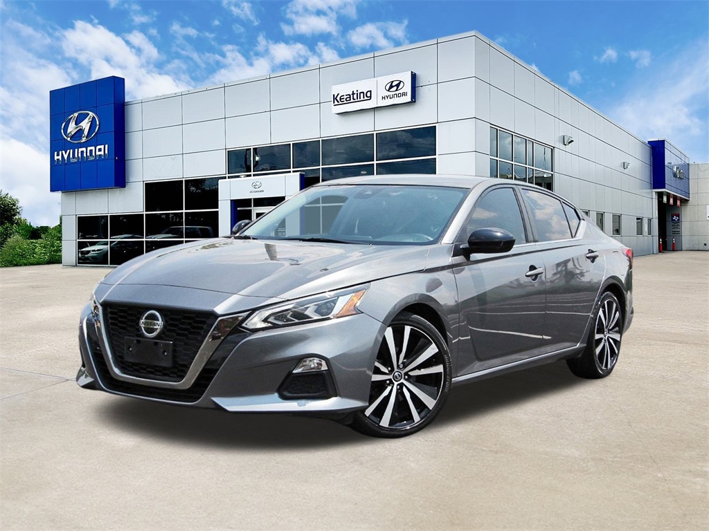 2021 Nissan Altima 2.5 SR Image 1 of 28