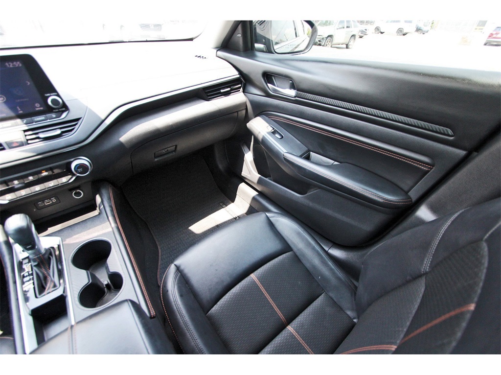 2021 Nissan Altima 2.5 SR Image 22 of 28