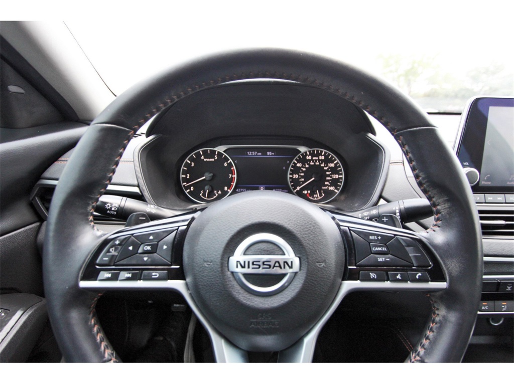 2021 Nissan Altima 2.5 SR Image 24 of 28
