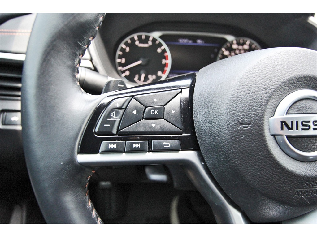 2021 Nissan Altima 2.5 SR Image 14 of 28
