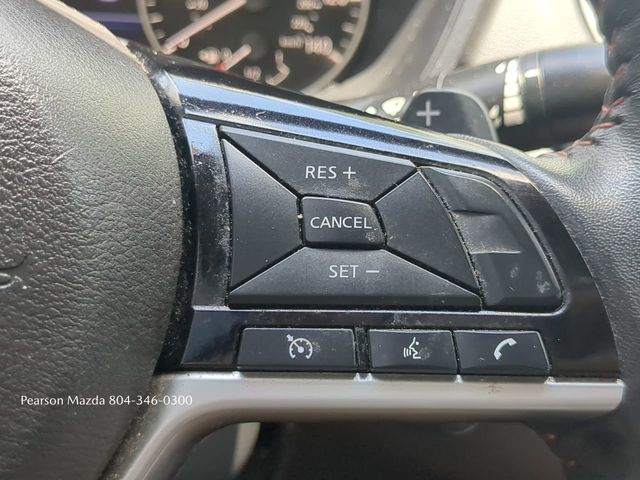 Vehicle image 22 of 27