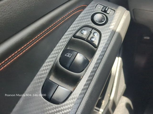 Vehicle image 24 of 27