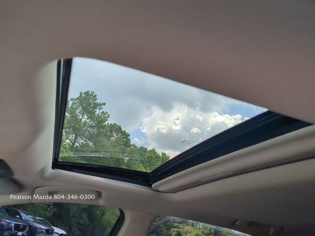 Vehicle image 19 of 27