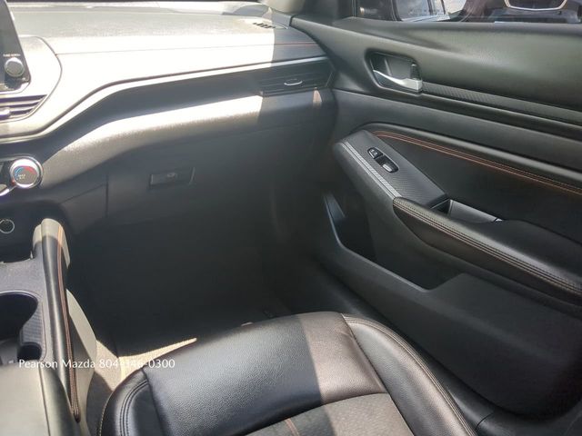 Vehicle image 20 of 27