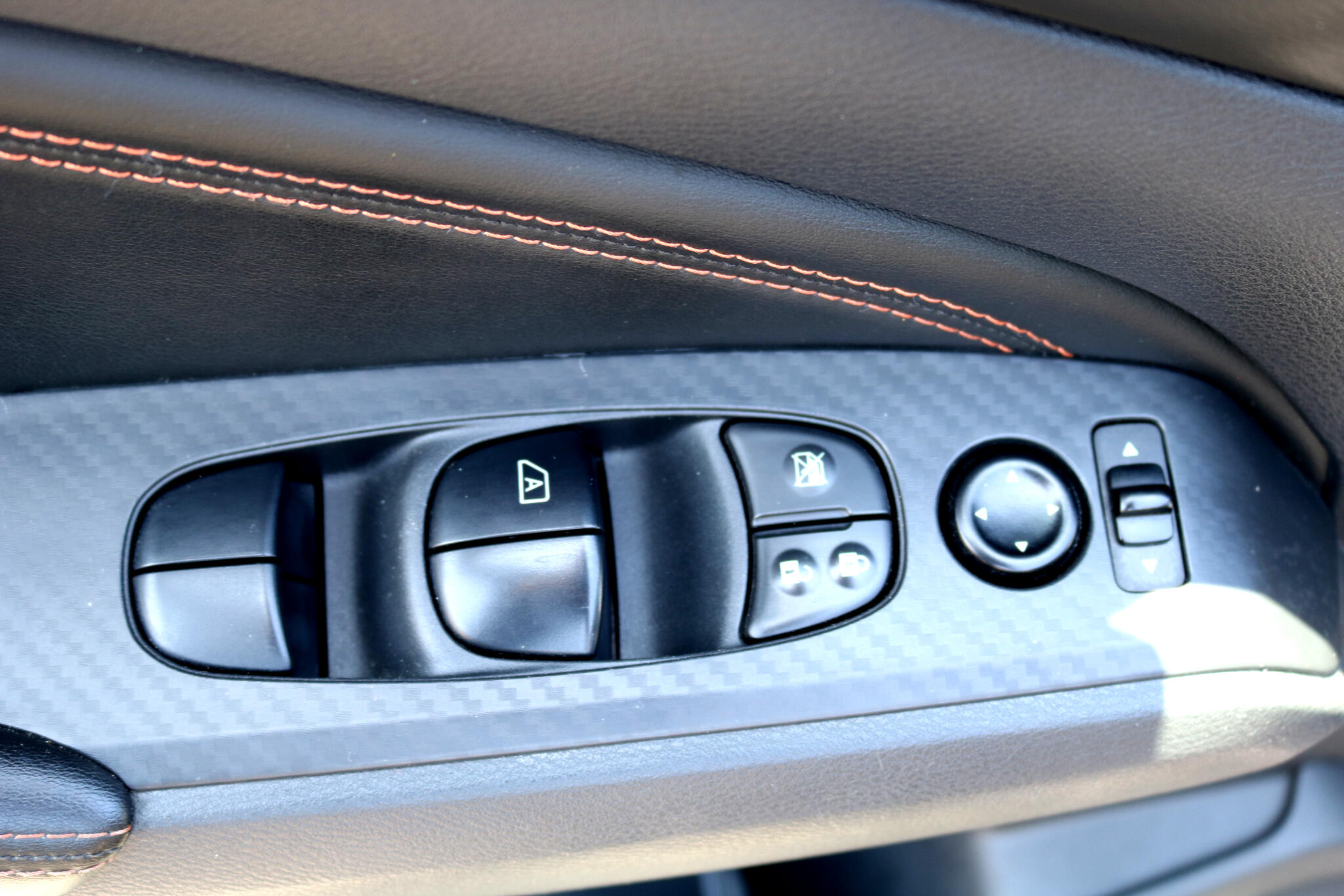 2021 Nissan Altima 2.5 SR Image 34 of 46