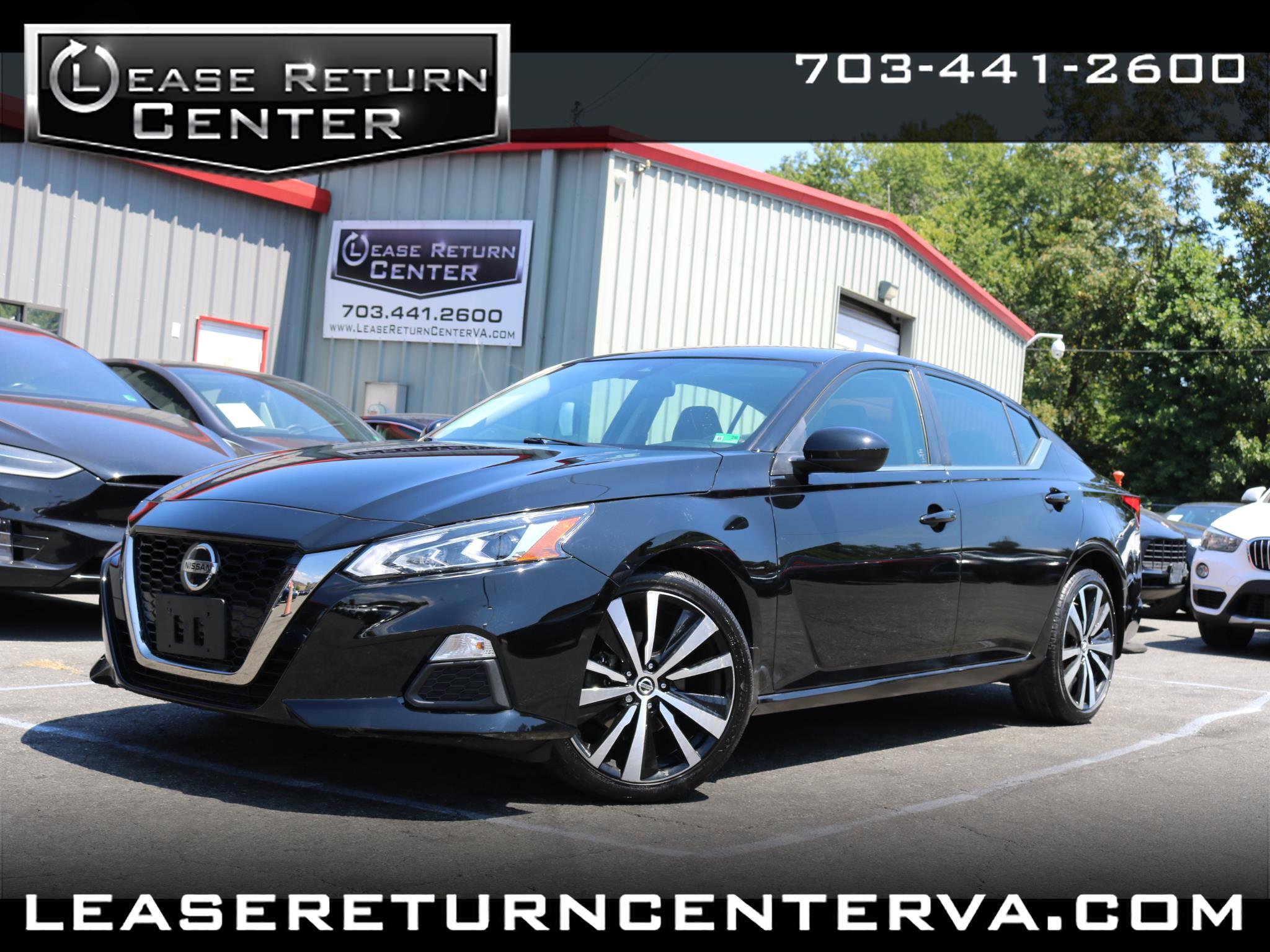 2021 Nissan Altima 2.5 SR Image 1 of 46