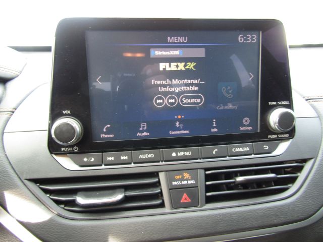 2021 Nissan Altima 2.5 SR Image 14 of 26