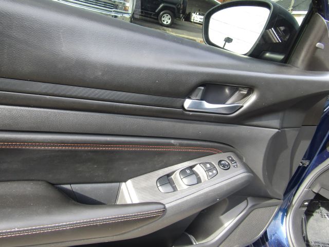 2021 Nissan Altima 2.5 SR Image 16 of 26