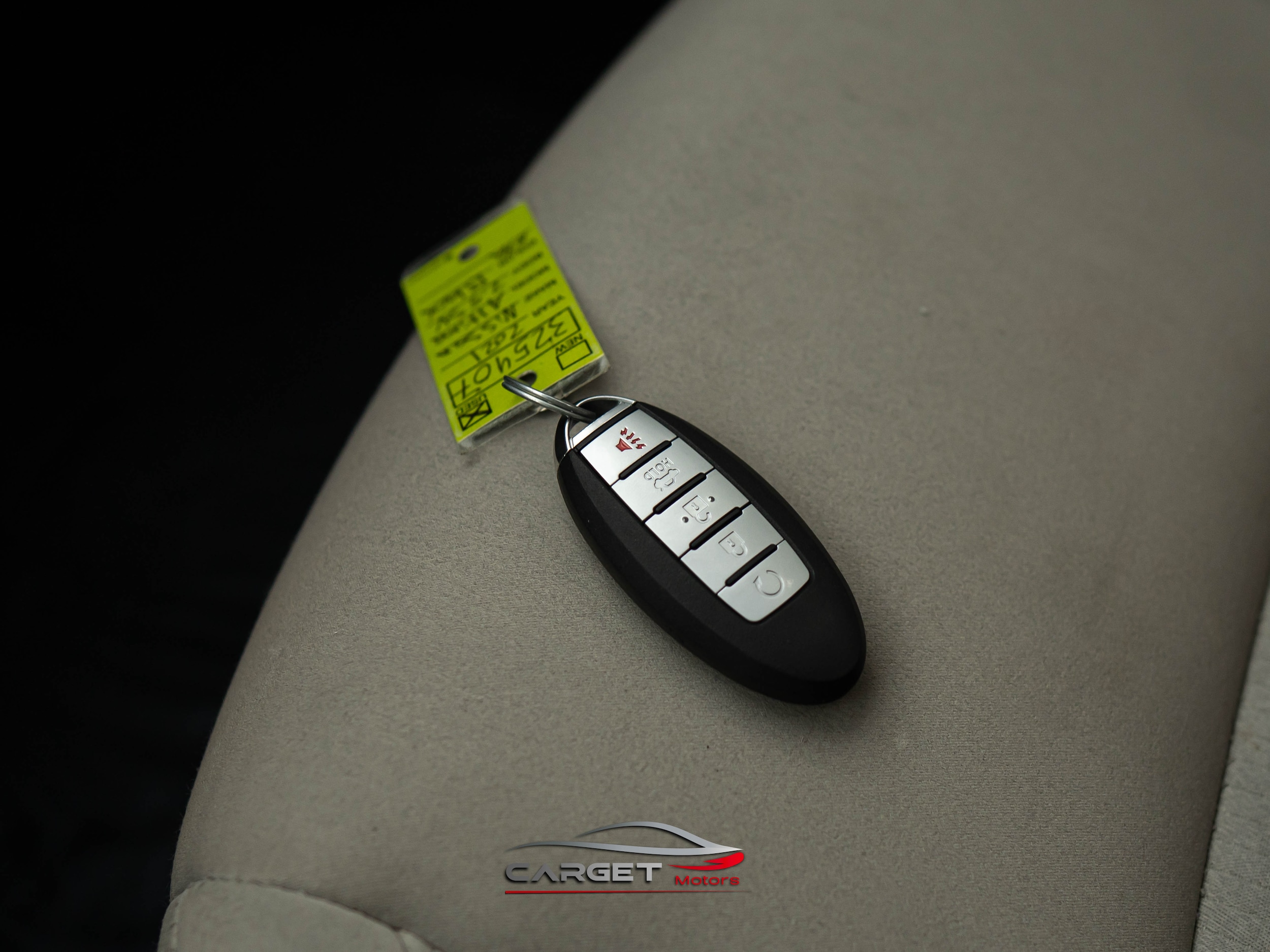 Vehicle image 43 of 46