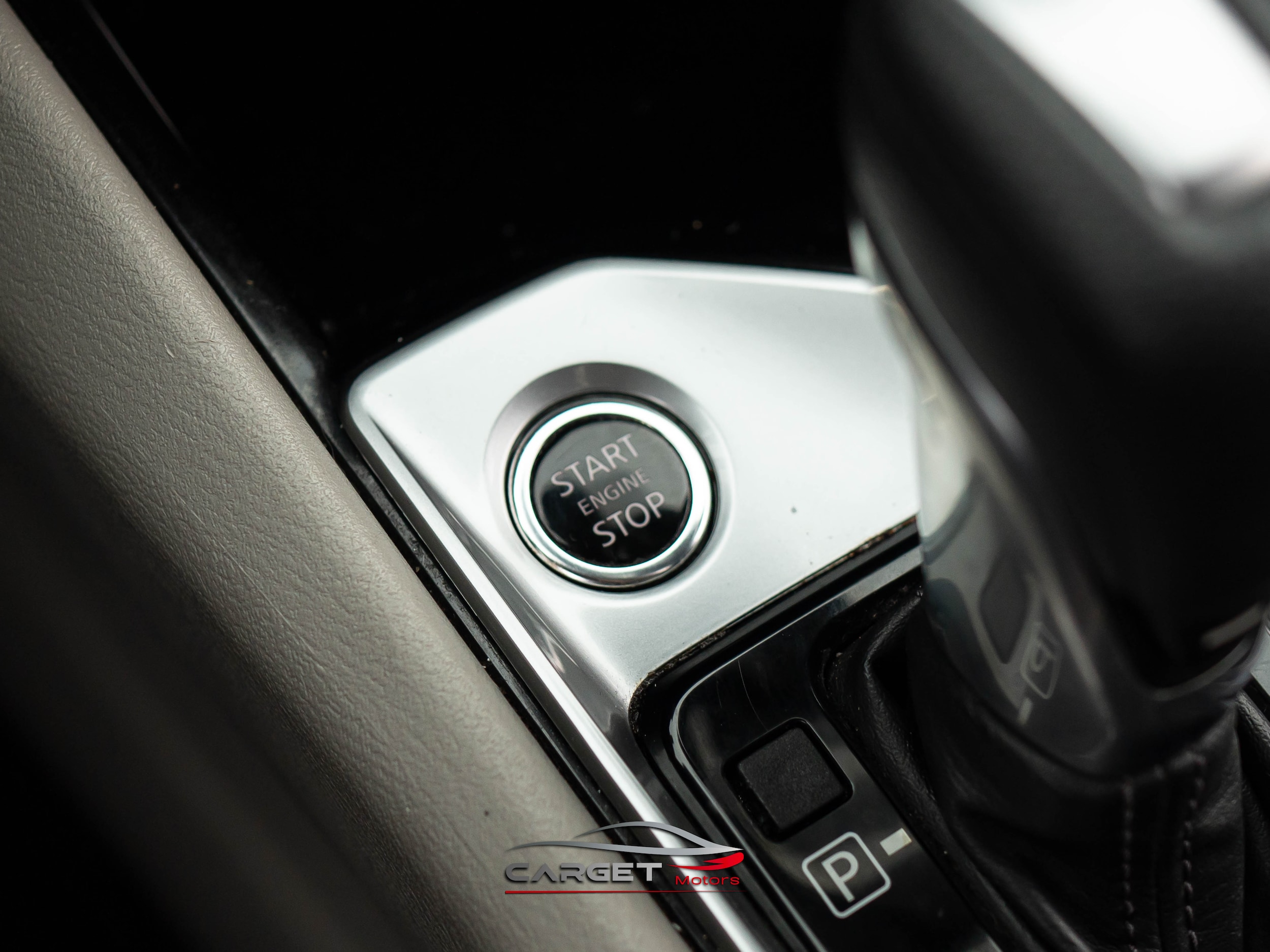 Vehicle image 30 of 46