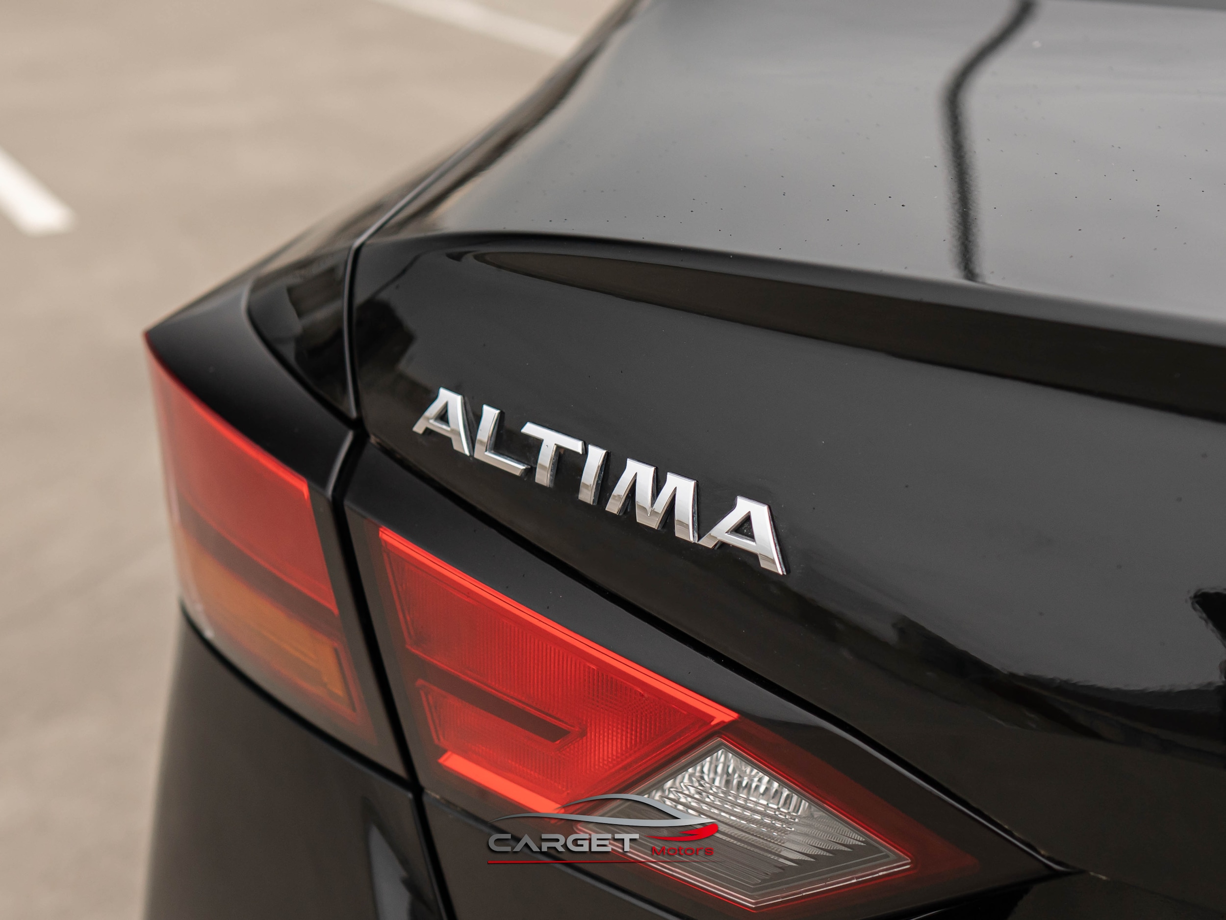 Vehicle image 39 of 46