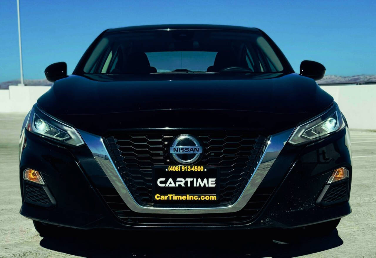 2021 Nissan Altima 2.5 SV Image 4 of 30