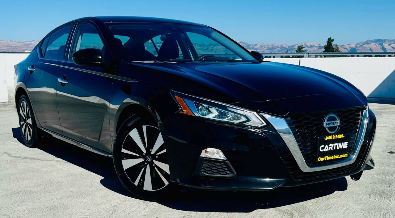 2021 Nissan Altima 2.5 SV Image 6 of 30