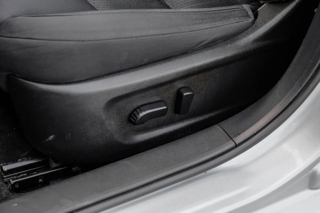 2021 Nissan Altima 2.5 SV Image 17 of 19