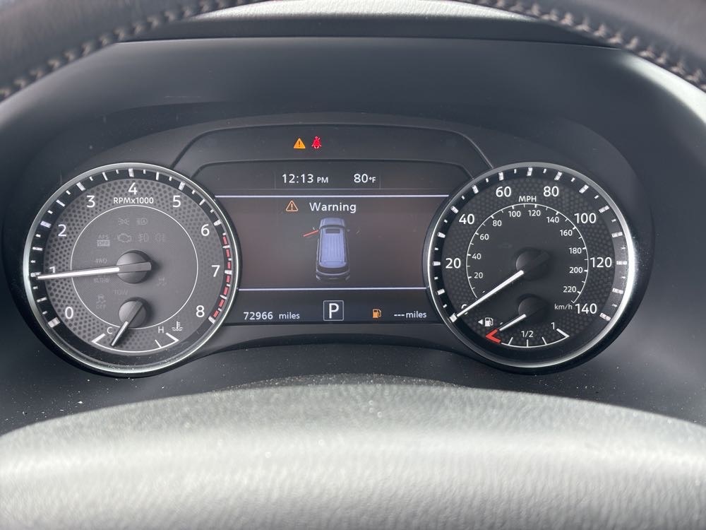 Vehicle image 15 of 40