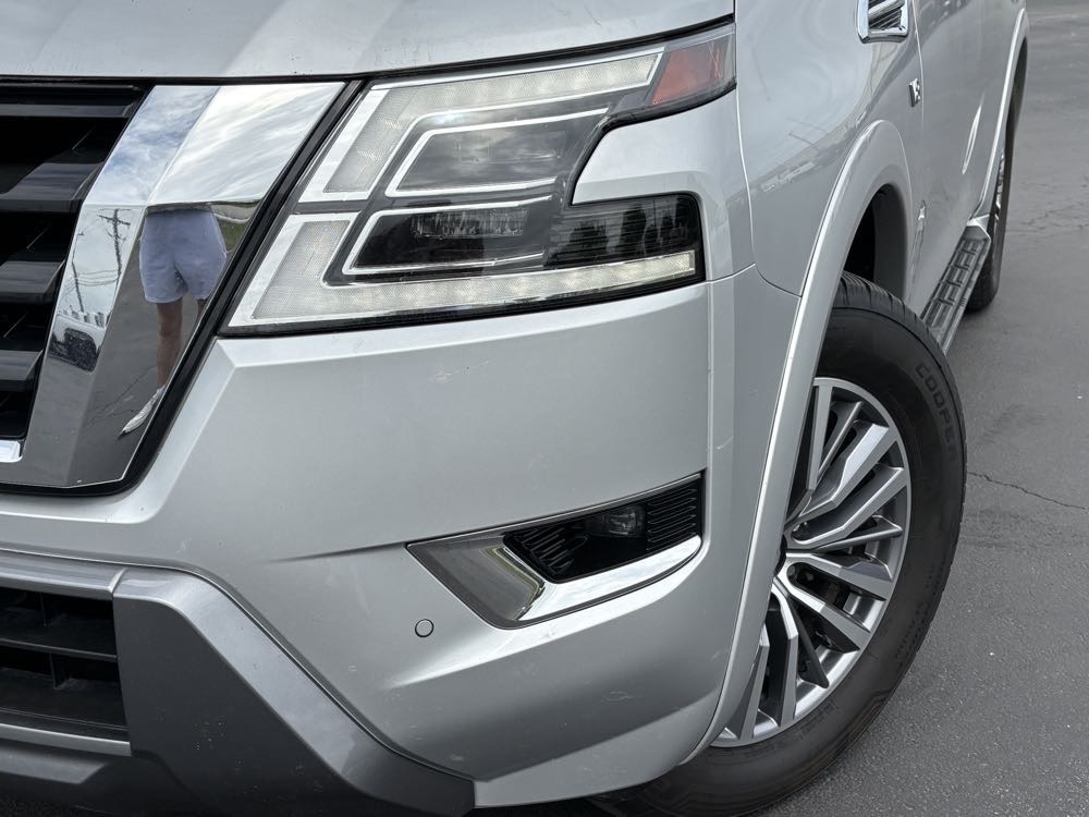 Vehicle image 7 of 40
