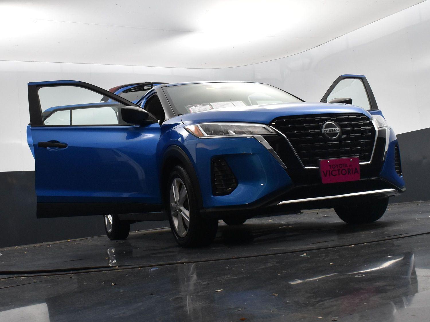 Vehicle image 15 of 25