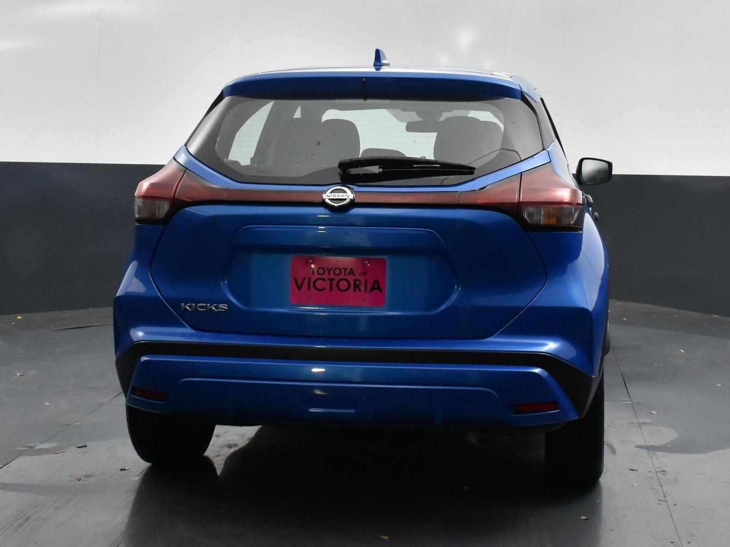 Vehicle image 12 of 25