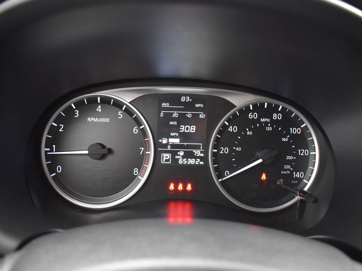 Vehicle image 20 of 25